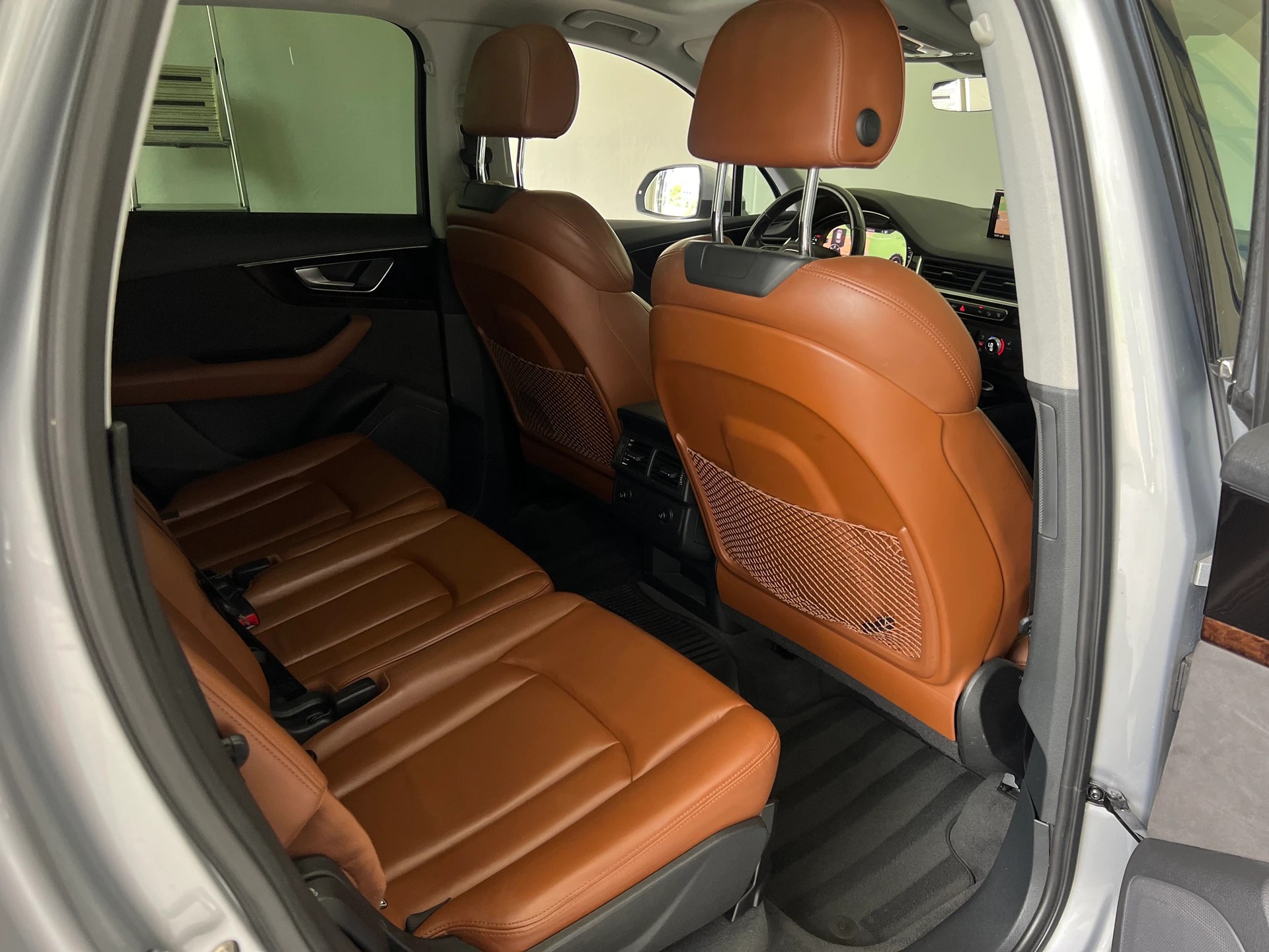AUDI Q7 3.0 TDI quattro tiptronic-image-11