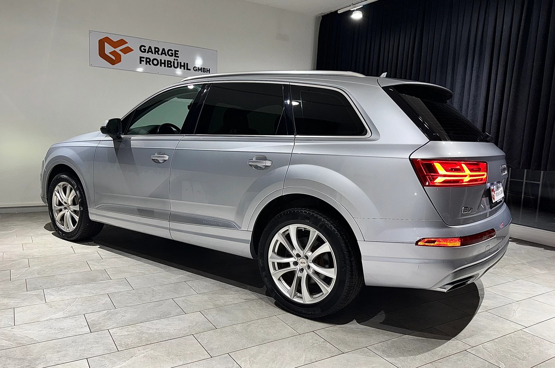 AUDI Q7 3.0 TDI quattro tiptronic-image-7