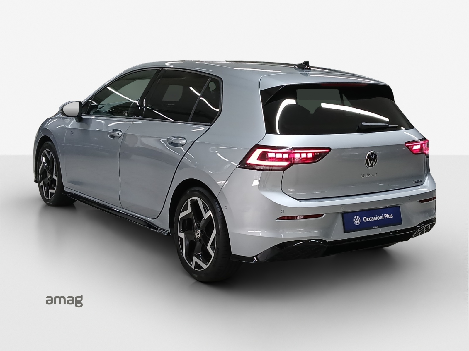 VW Golf 2.0 TSI R-Line DSG 4 Motion-image-2