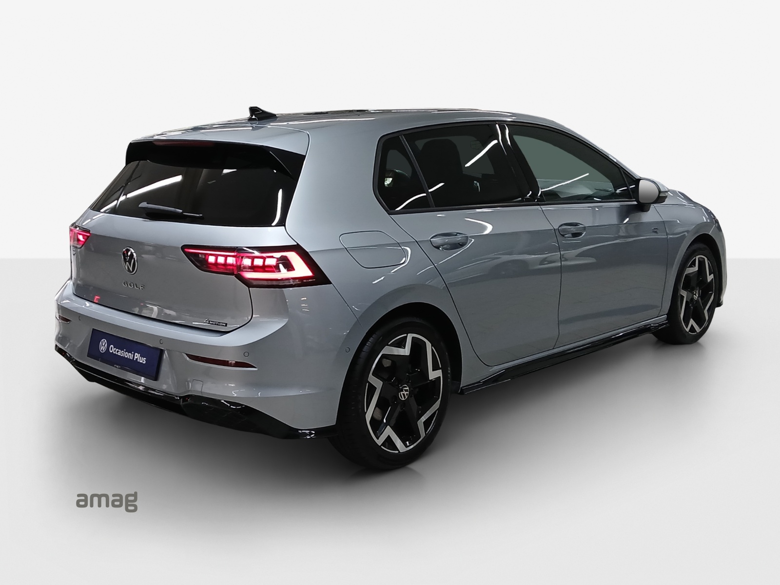 VW Golf 2.0 TSI R-Line DSG 4 Motion-image-4