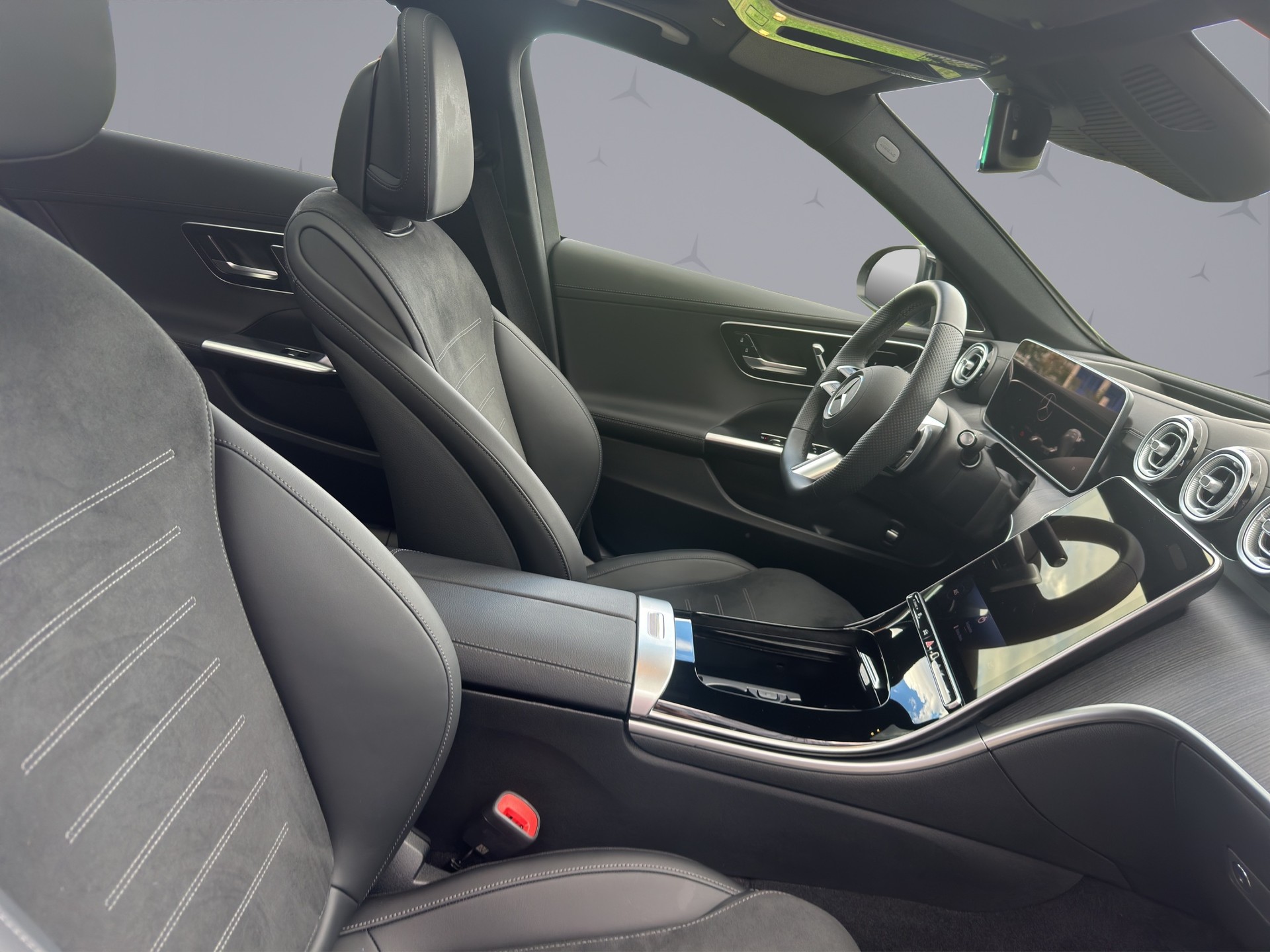 MERCEDES-BENZ C 220 d AMG Line 4matic Kombi-image-16