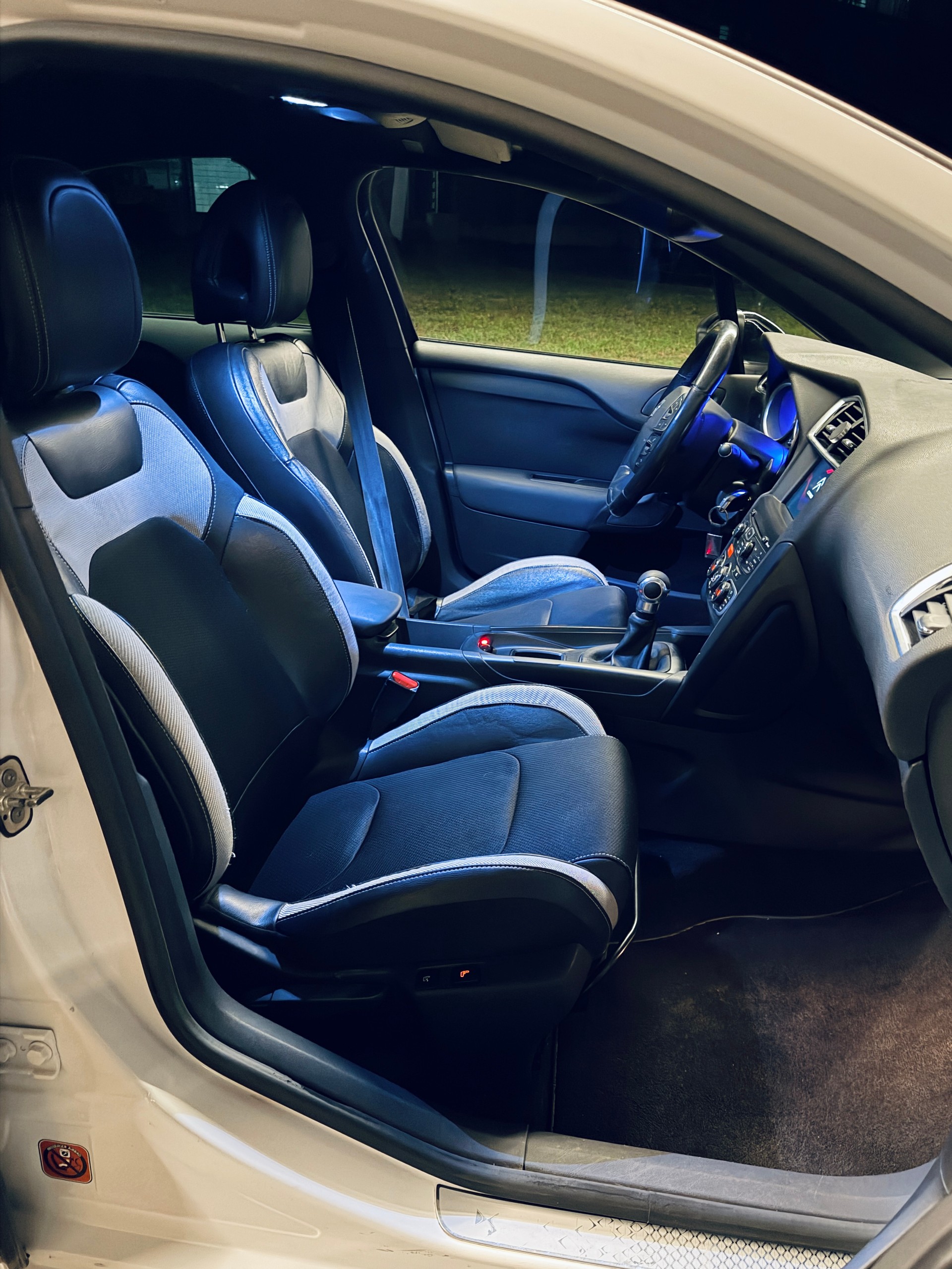 DS AUTOMOBILES DS4 1.6 VTi Dark Top-image-9