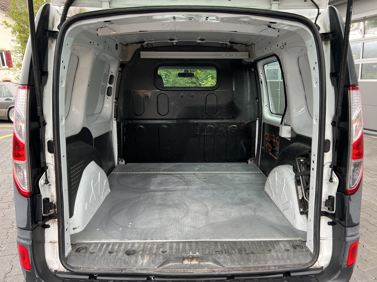 RENAULT Kangoo Medium TCe 115 ENERGY Business-image-7