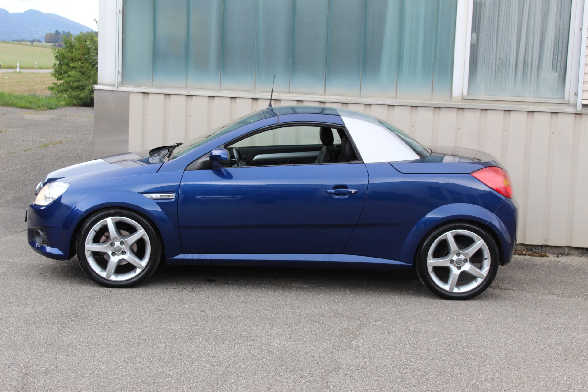 OPEL Tigra 1.4 TP Sport-image-5