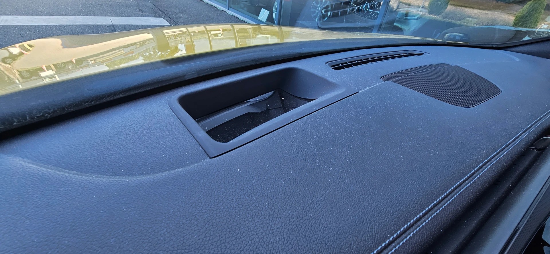 MERCEDES-BENZ A 35 AMG 4Matic Edition 1 Speedshift-image-14