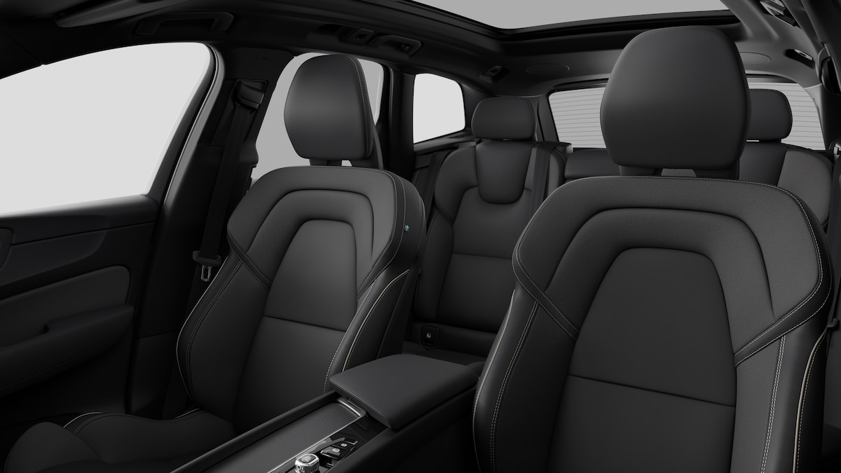 VOLVO XC60 2.0 B5 MH Black Edition AWD-image-10