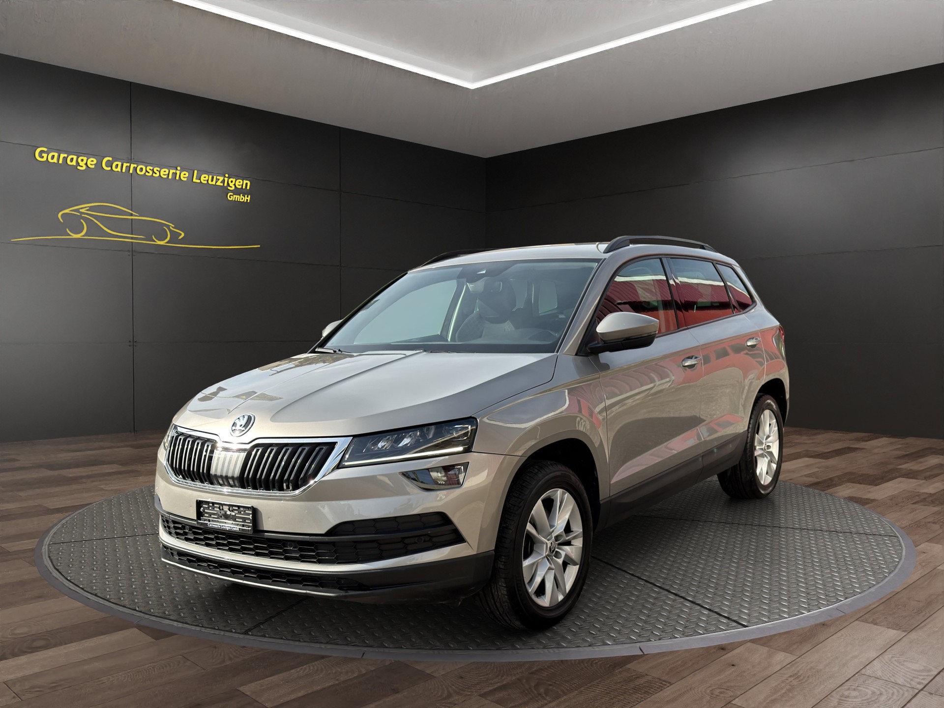 SKODA Karoq 2.0 TDI CR Ambition 4x4 DSG-image-1