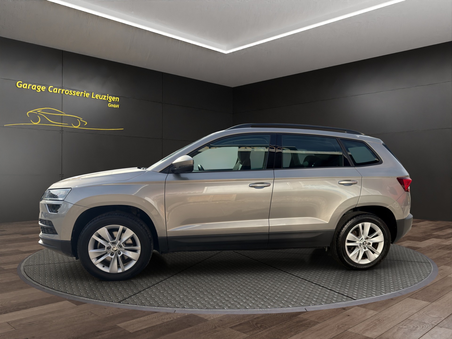 SKODA Karoq 2.0 TDI CR Ambition 4x4 DSG-image-7