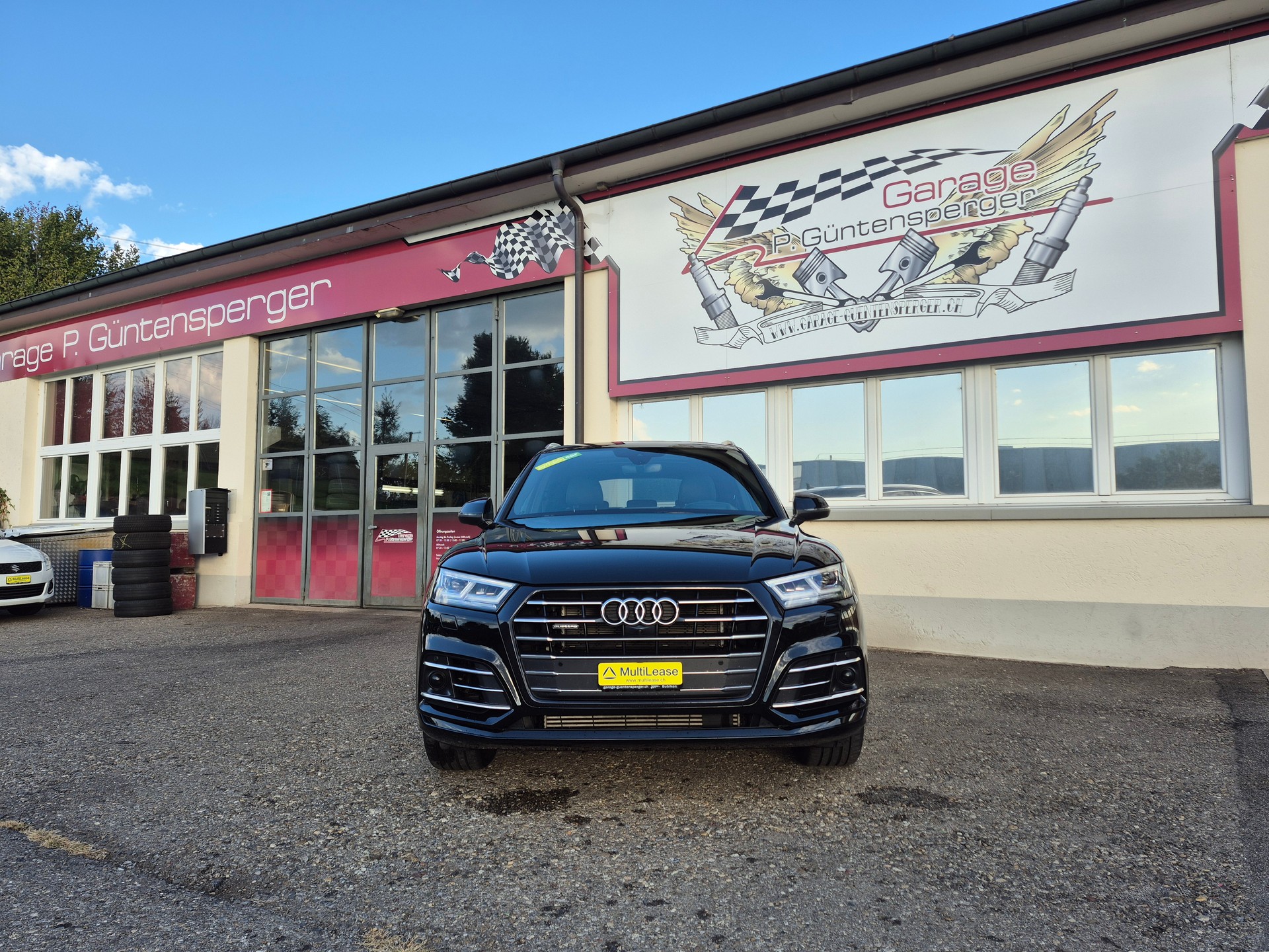 AUDI Q5 55 TFSI e Sport quattro S-Line-image-8