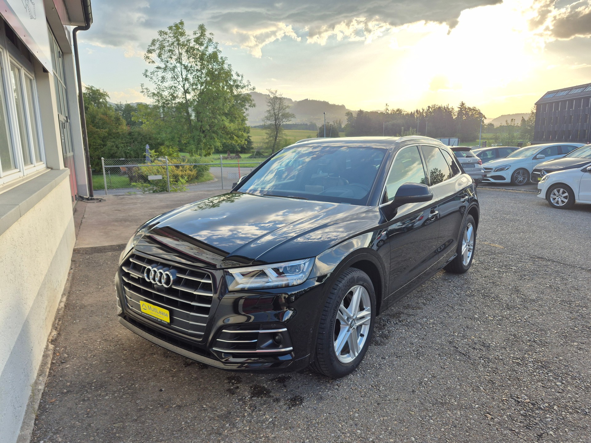 AUDI Q5 55 TFSI e Sport quattro S-Line-image-7
