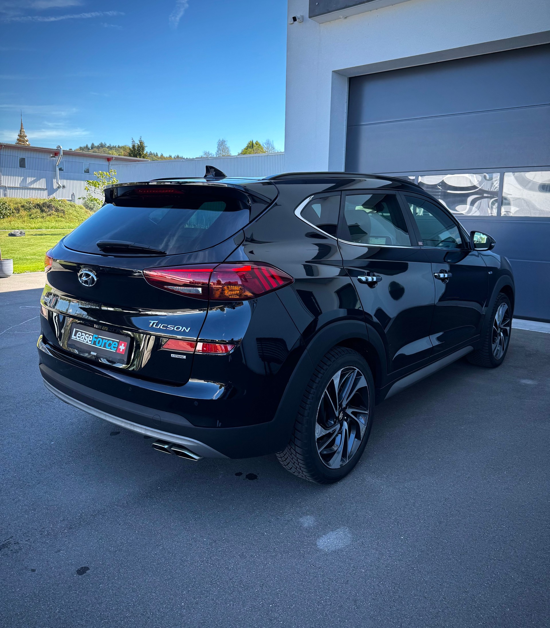 HYUNDAI Tucson 2.0 CRDI Vertex Mild Hybrid 4WD Automatic-image-3