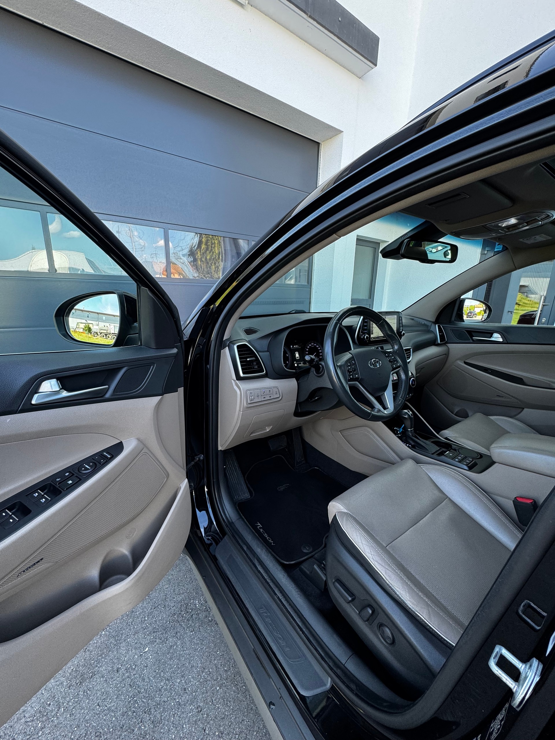 HYUNDAI Tucson 2.0 CRDI Vertex Mild Hybrid 4WD Automatic-image-7
