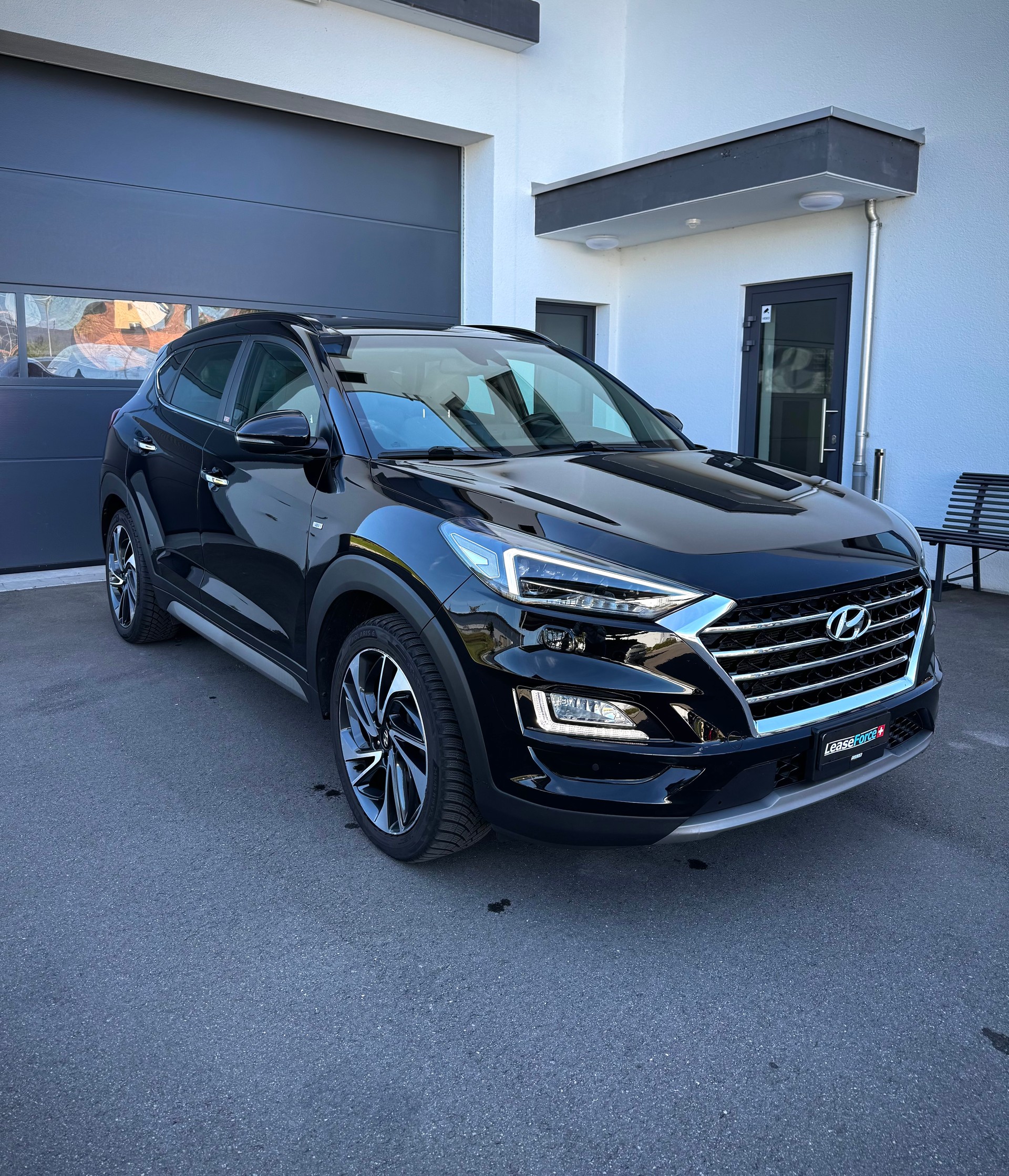 HYUNDAI Tucson 2.0 CRDI Vertex Mild Hybrid 4WD Automatic-image-2