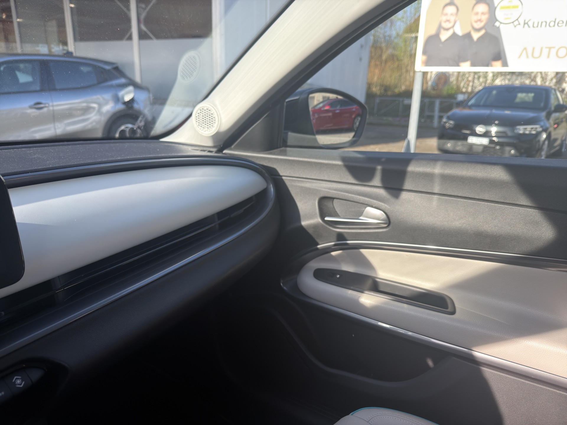 FIAT 600 1.2 Hybrid La Prima-image-42