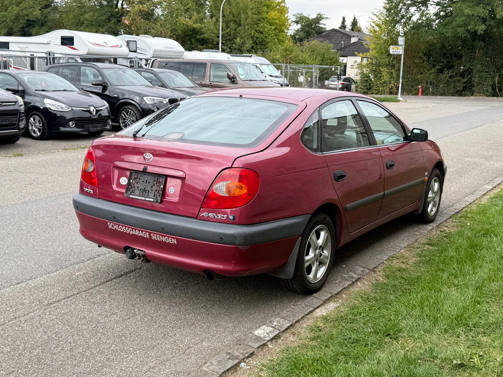 TOYOTA Avensis 1.8 LineaTerra Liftback-image-4