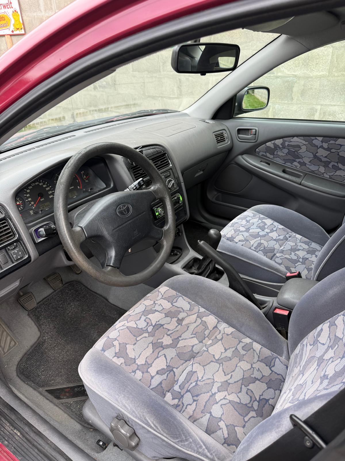TOYOTA Avensis 1.8 LineaTerra Liftback-image-6