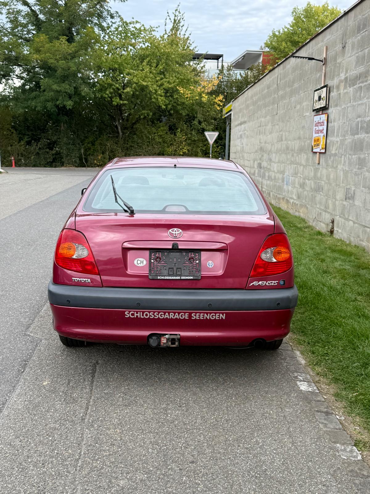 TOYOTA Avensis 1.8 LineaTerra Liftback-image-3