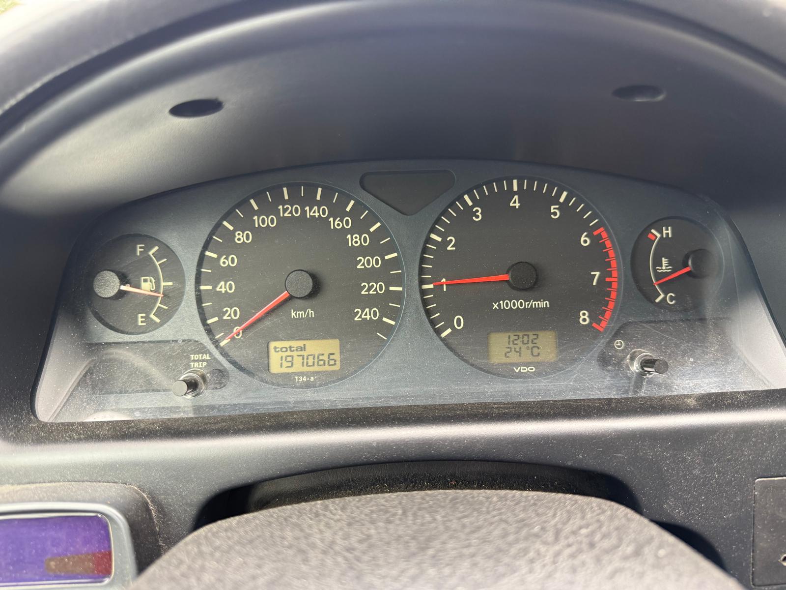 TOYOTA Avensis 1.8 LineaTerra Liftback-image-8