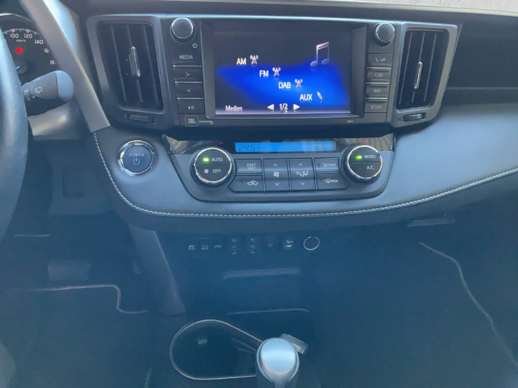 TOYOTA RAV-4 2.5 HSD Style-image-11