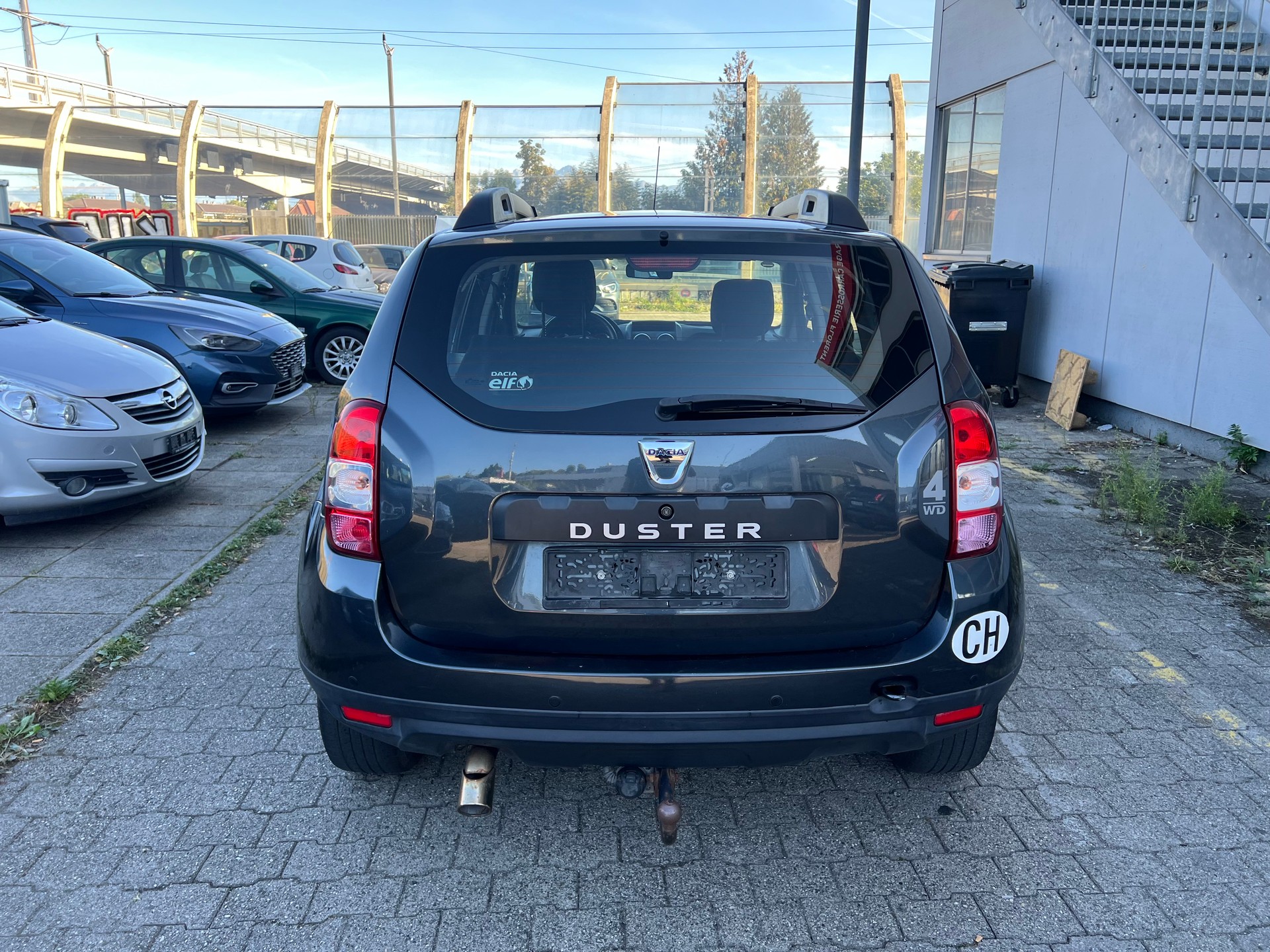 DACIA Duster 1.5 dCi Lauréate 4x4-image-5