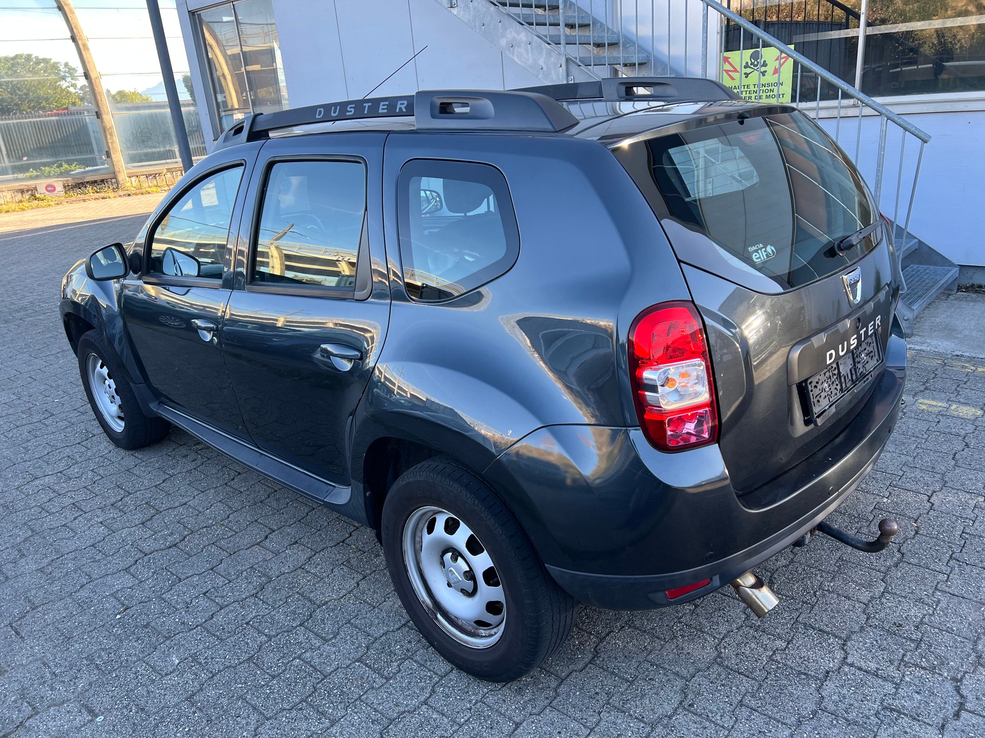 DACIA Duster 1.5 dCi Lauréate 4x4-image-7