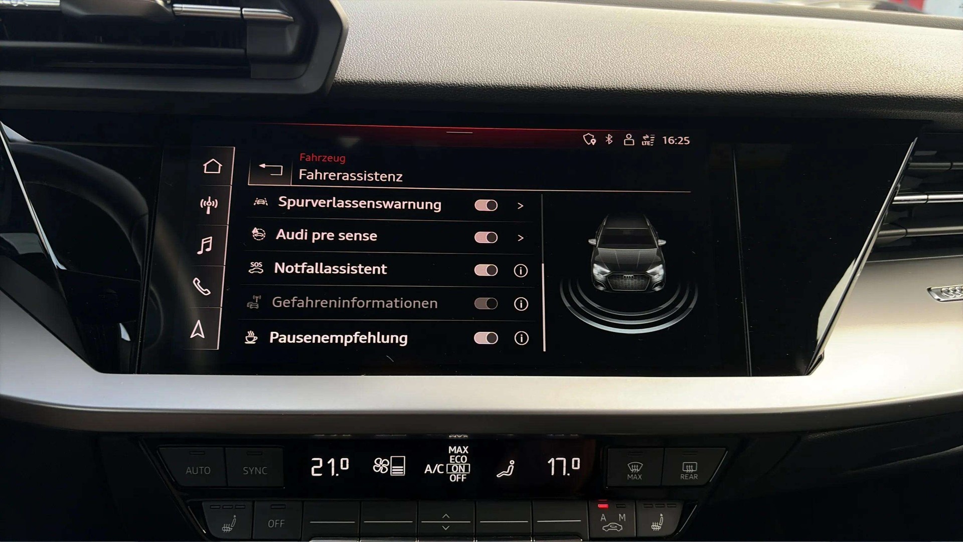 AUDI A3 Sportback 35 TFSI S line S-tronic mit 5J Werksgarantie oder 100000km-image-18