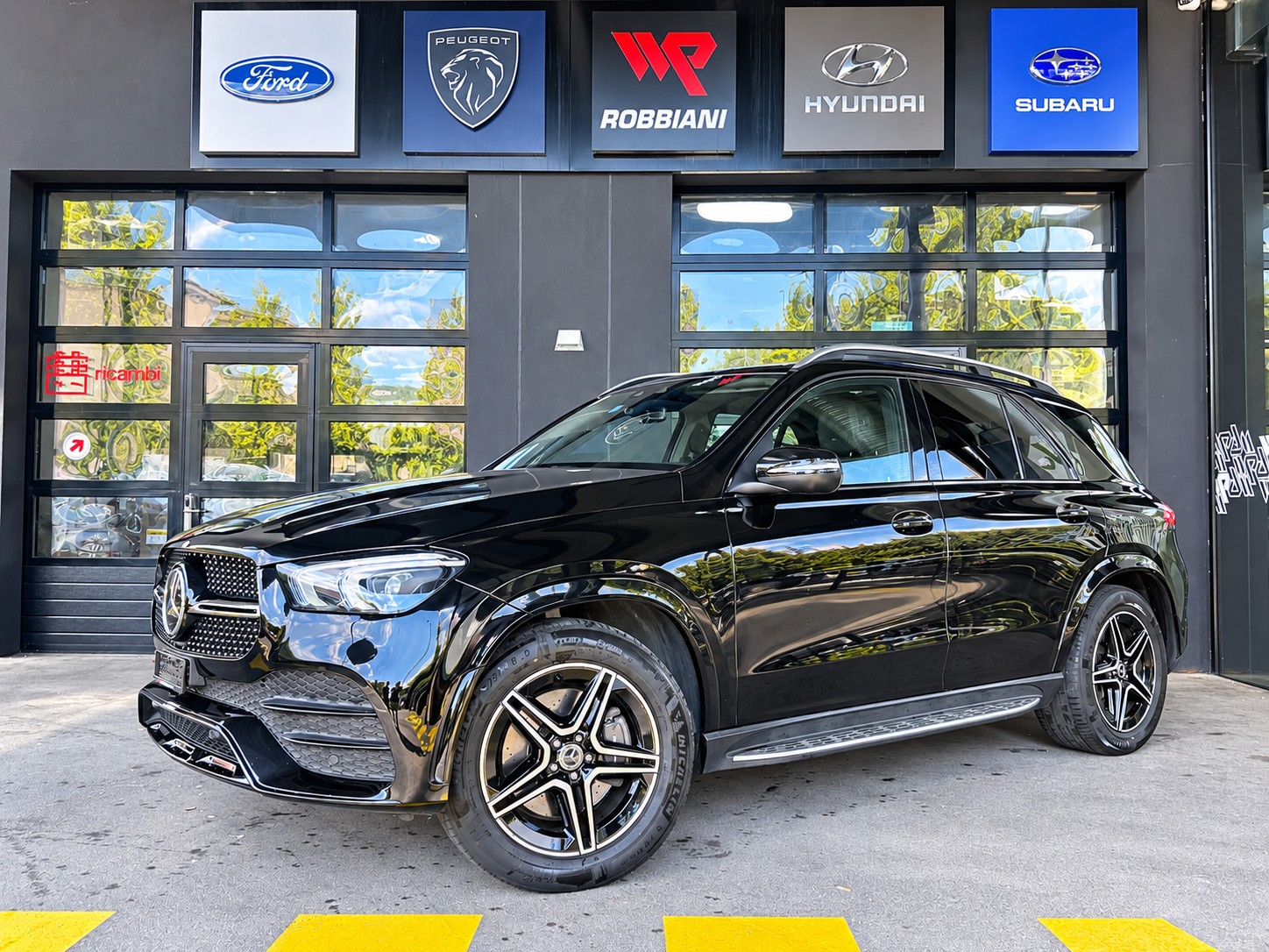 MERCEDES-BENZ GLE 300 d 4Matic AMG Line 9G-Tronic-image-0