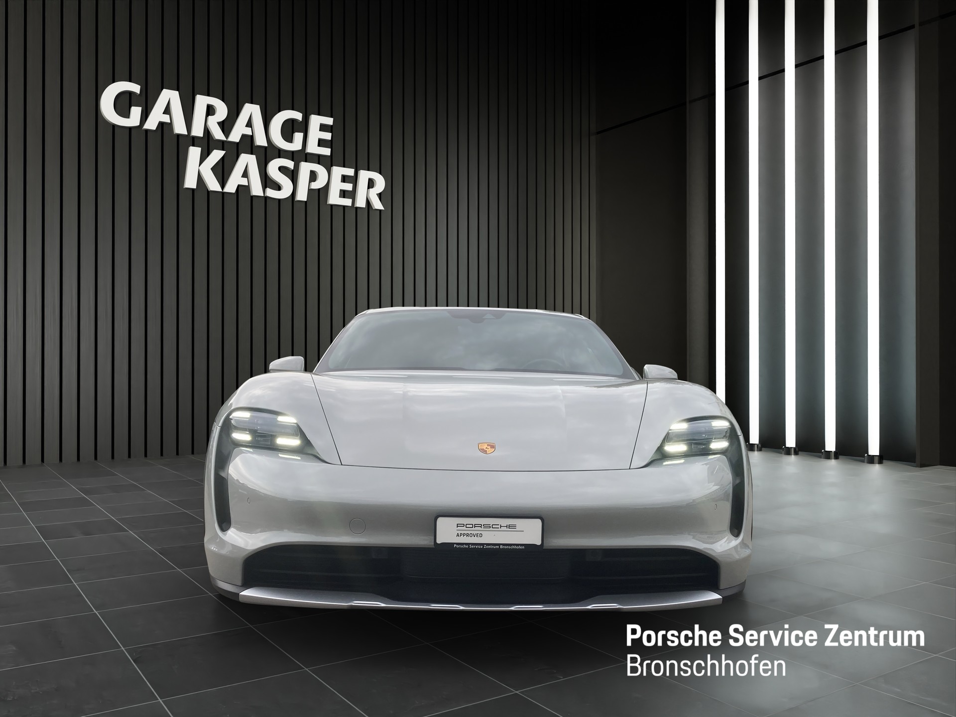 PORSCHE Taycan 4 Cross Turismo-image-7