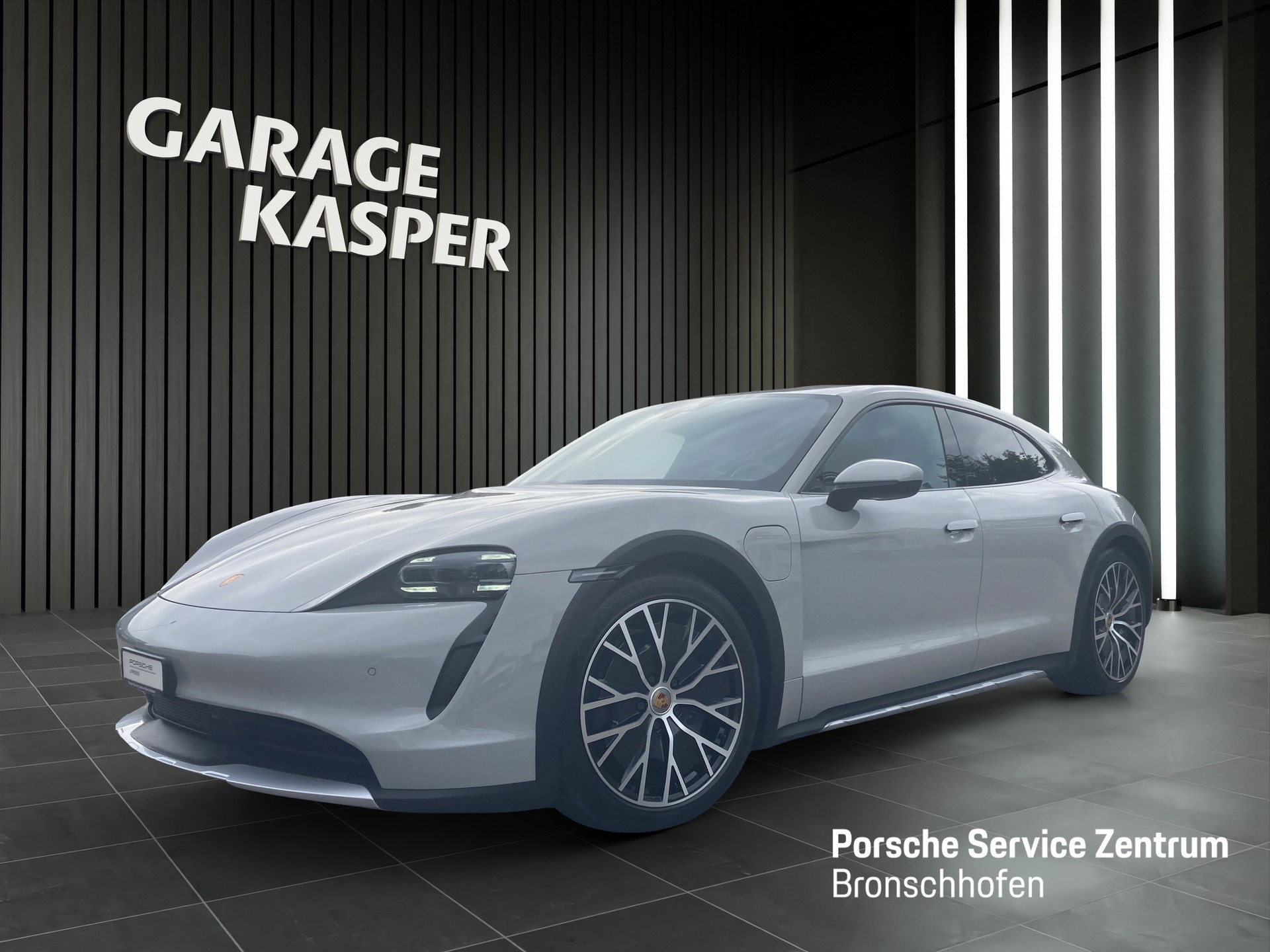 PORSCHE Taycan 4 Cross Turismo-image-0
