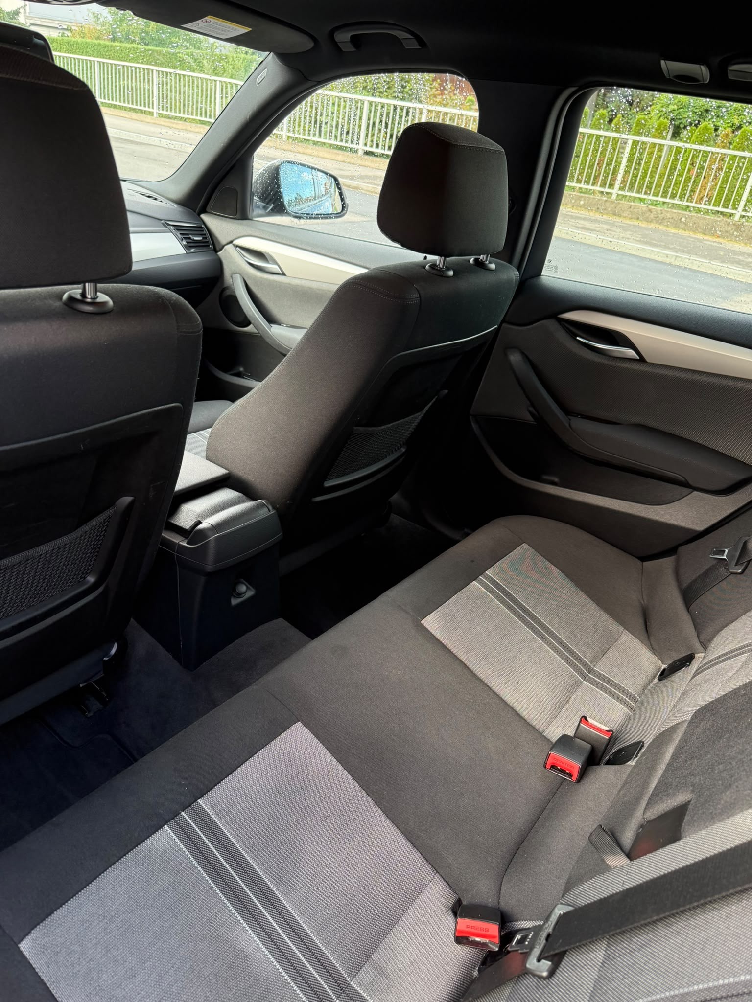 BMW X1 xDrive 18d Steptronic-image-9