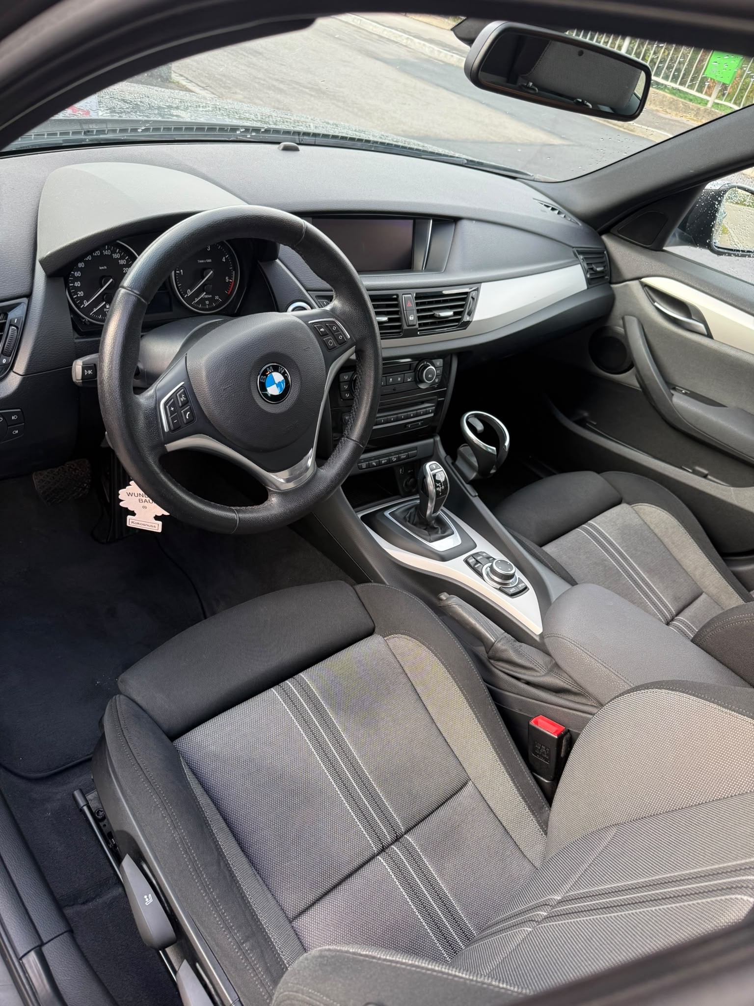 BMW X1 xDrive 18d Steptronic-image-6