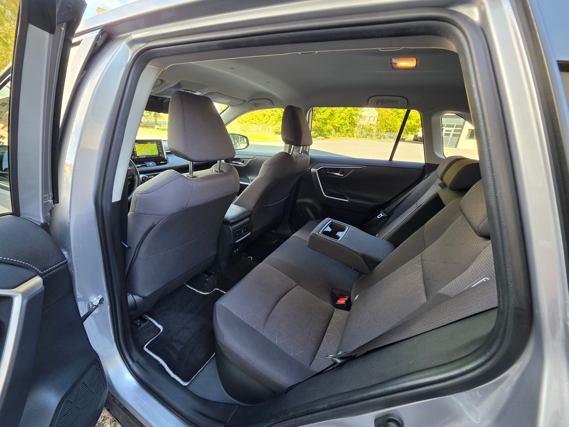 TOYOTA RAV-4 2.5 HSD Style e-CVT 4WD-image-23