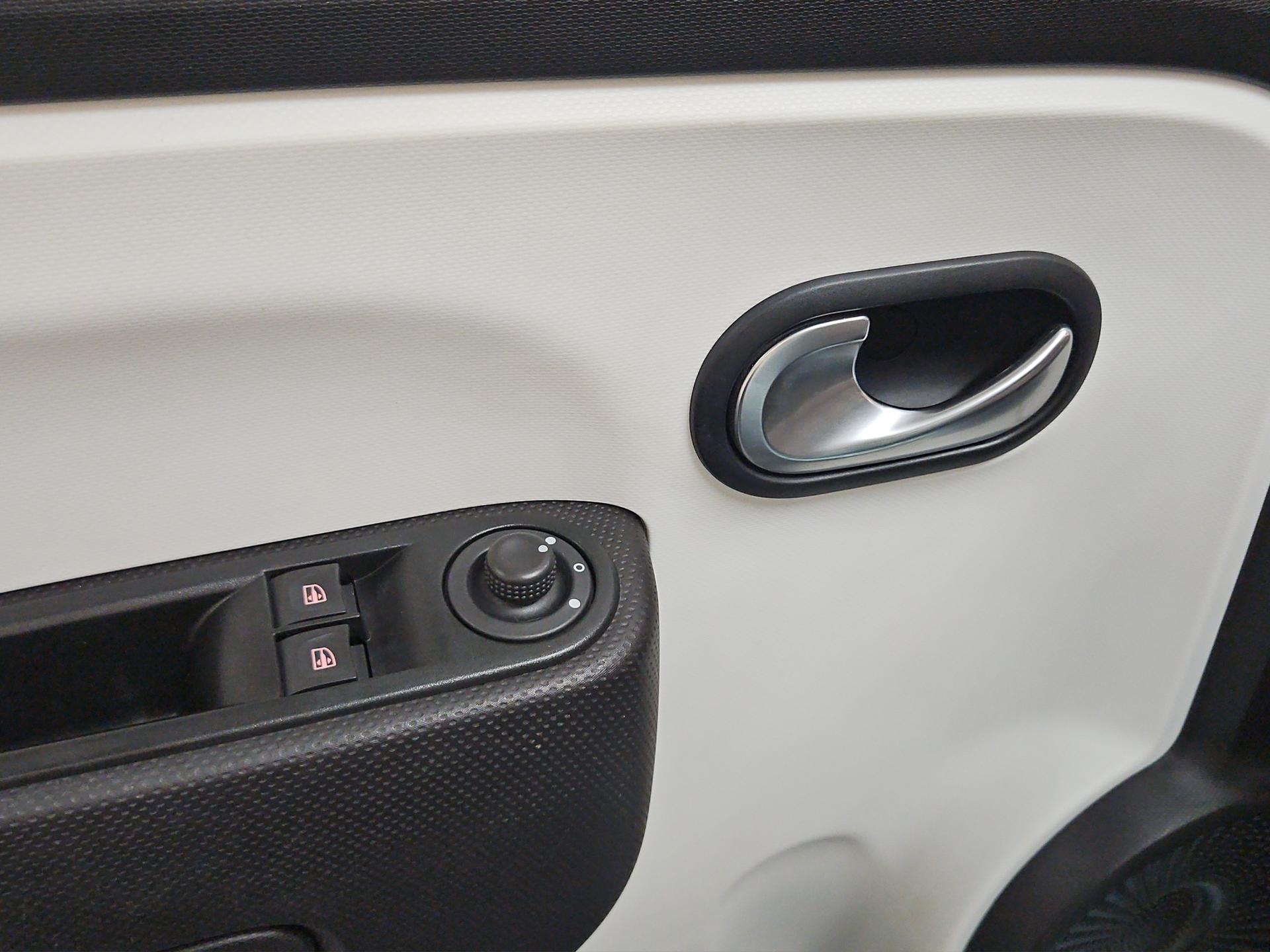 RENAULT Twingo Electric Equilibre-image-18