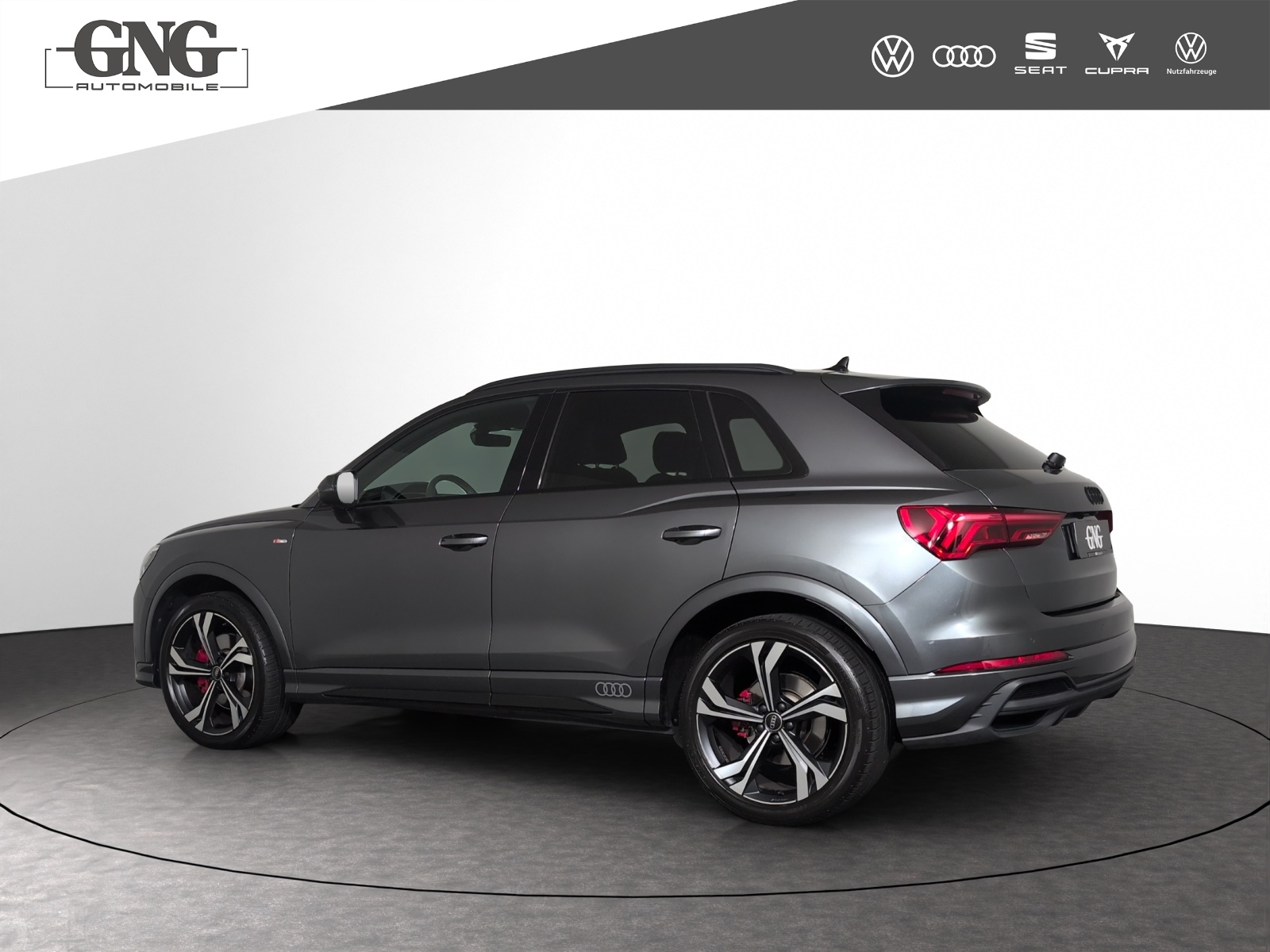 AUDI Q3 45 TFSI S line quattro S-tronic-image-1