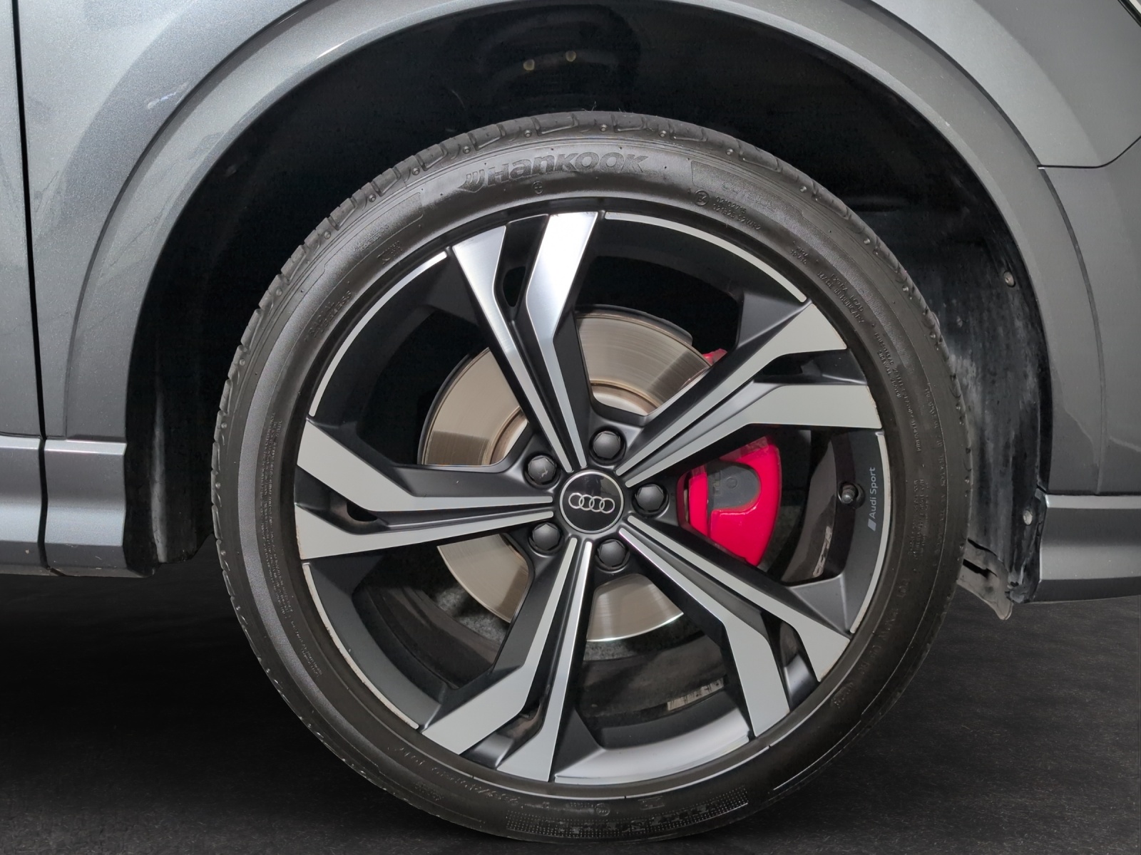 AUDI Q3 45 TFSI S line quattro S-tronic-image-4