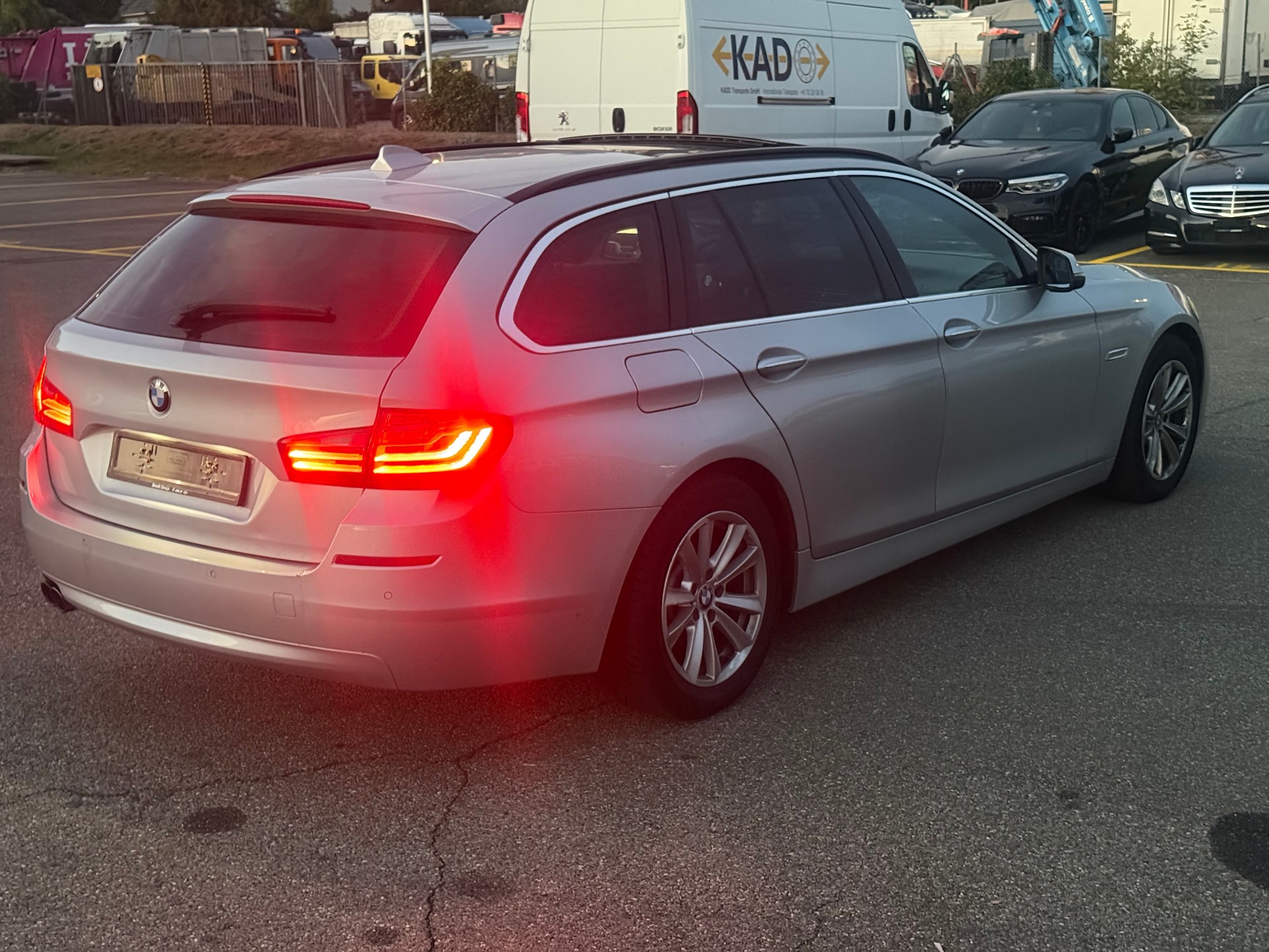 BMW 520-image-3