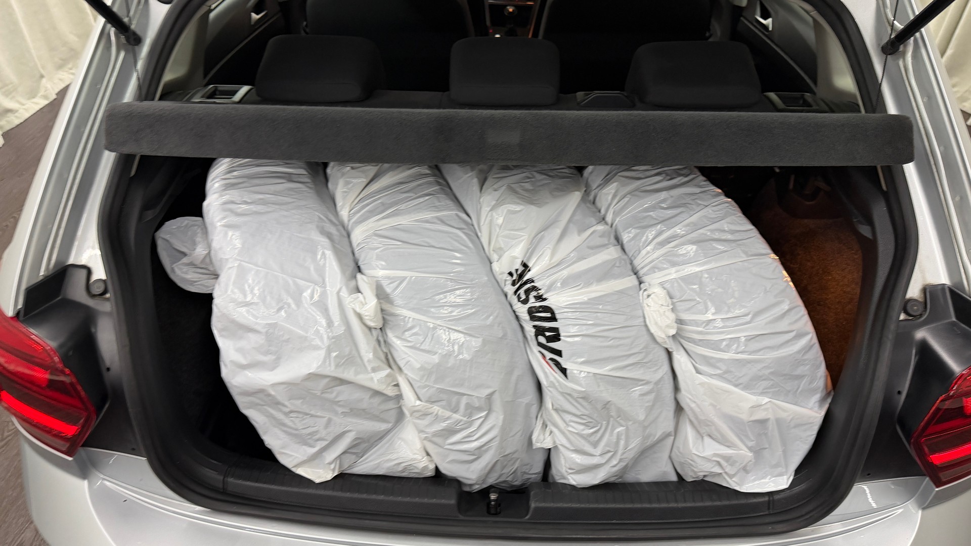 VW Polo 1.0 TSI BMT Trendline-image-15