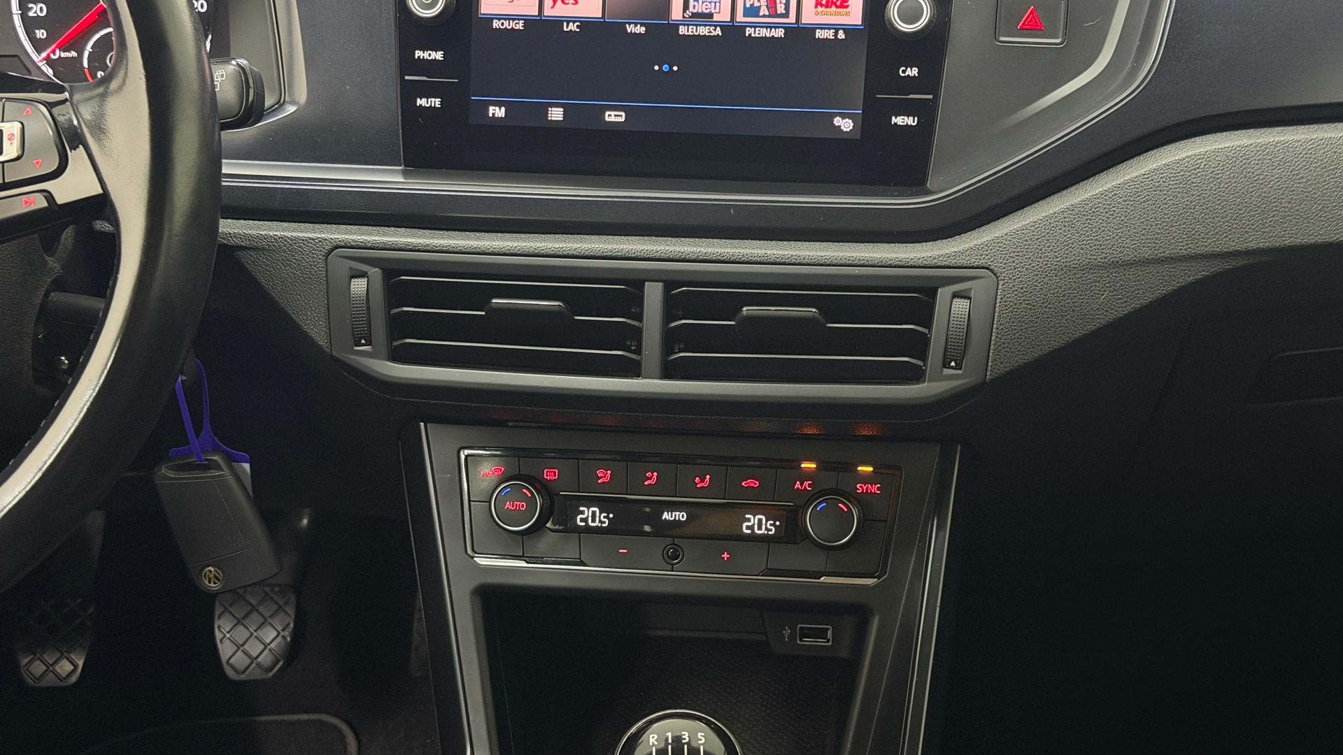 VW Polo 1.0 TSI BMT Trendline-image-11