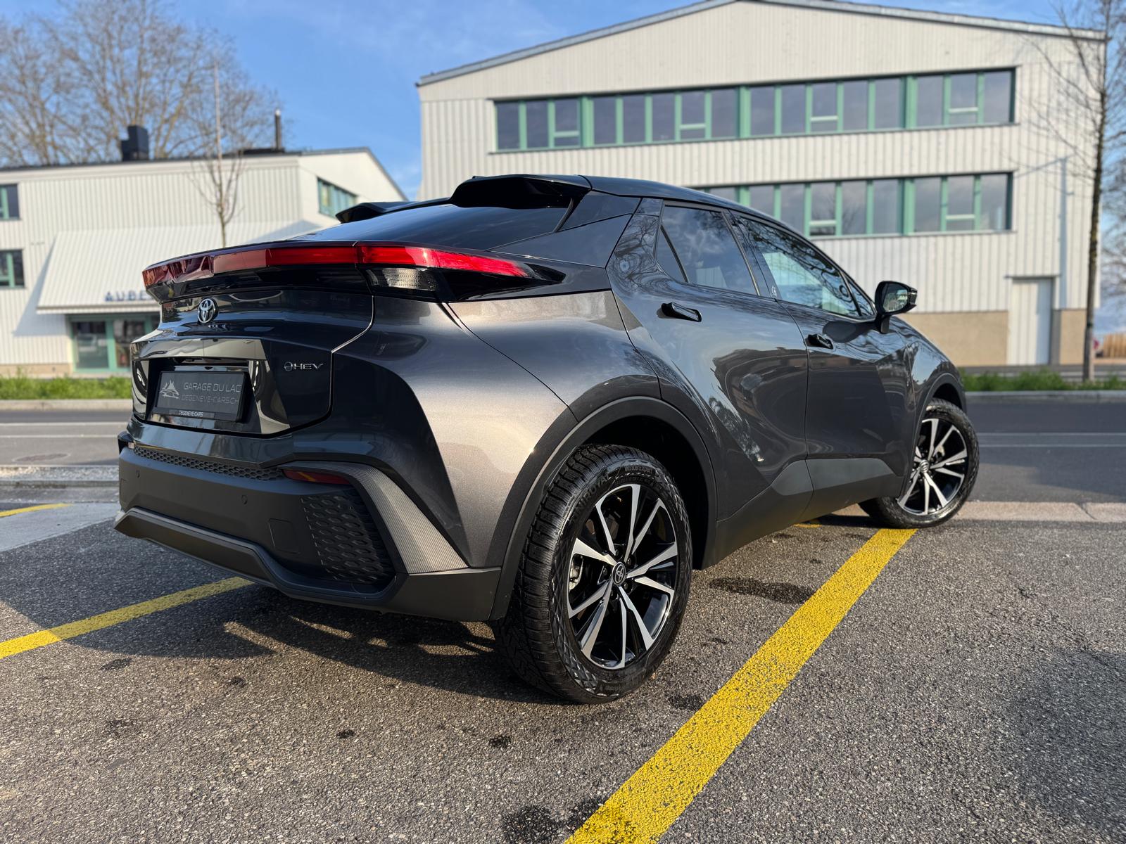 TOYOTA C-HR 1.8 HSD CVT Trend-showroom-element-3