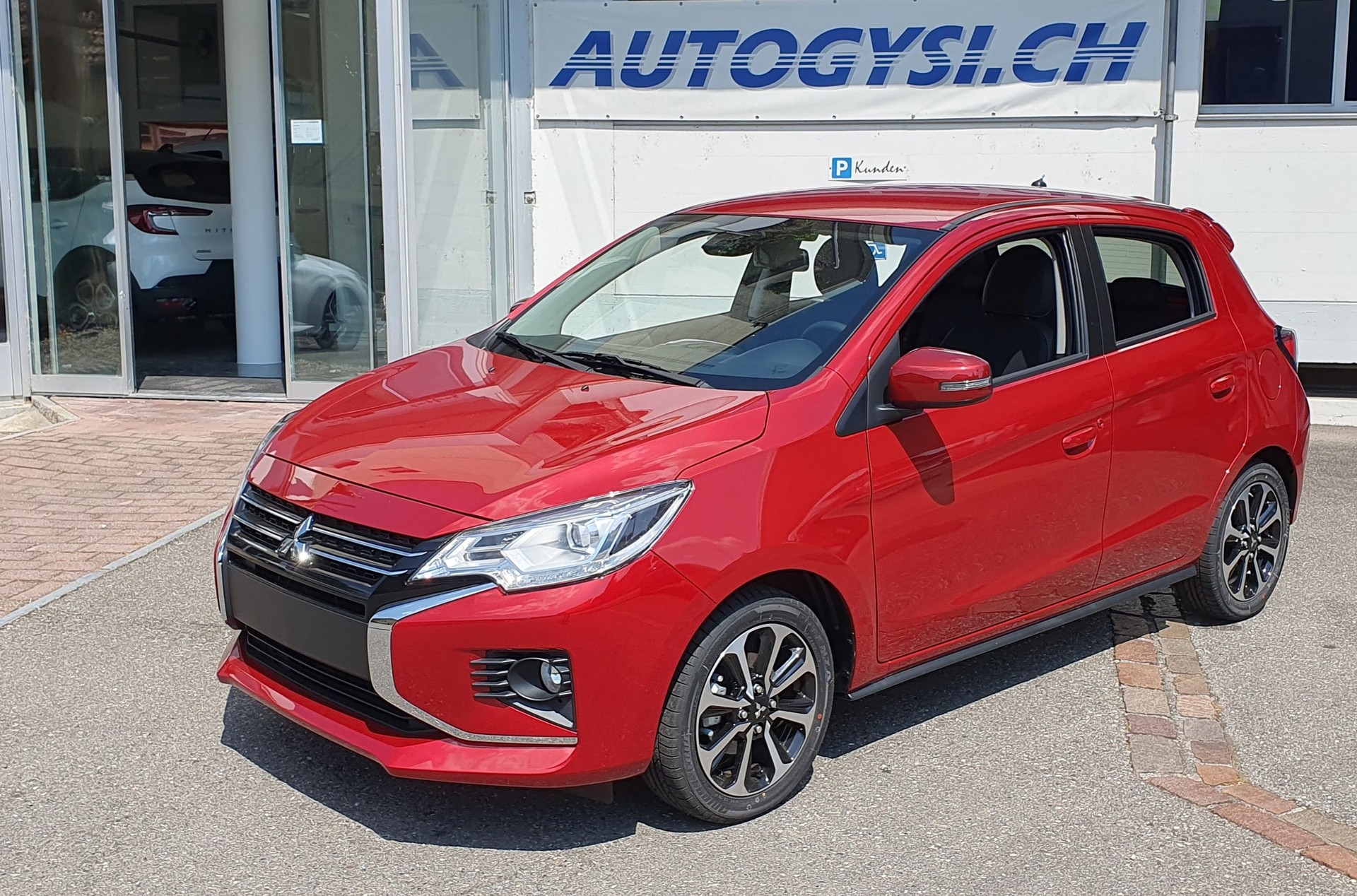 MITSUBISHI Space Star 1.2 CVT Diamond KMU Helvetia-image-8
