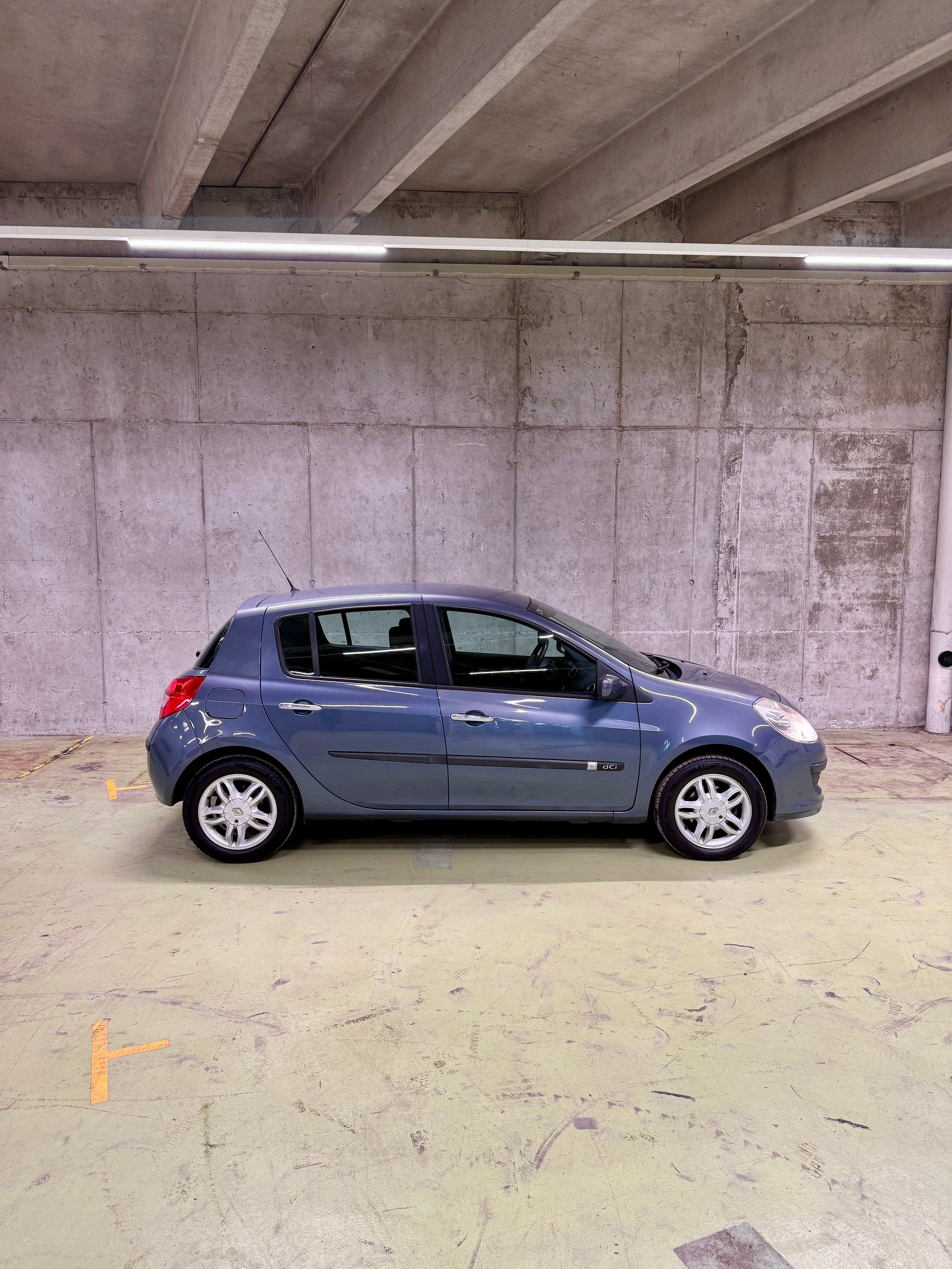 RENAULT Clio 1.5 dCi Dynamique-image-3