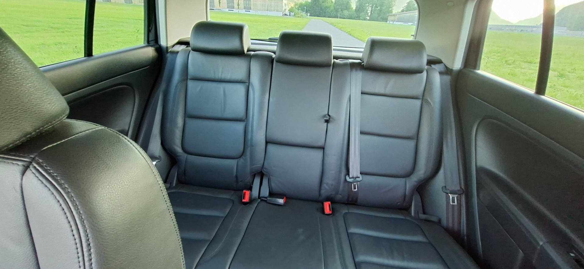 VW Golf Plus 1.4 TSI Comfortline DSG-image-8