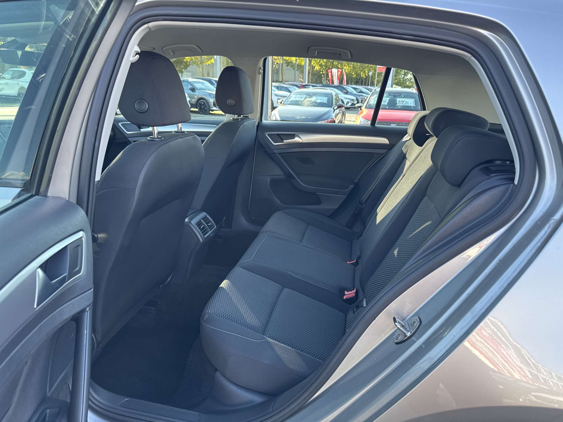 VW Golf 1.0 TSi Comfortline Top-Preis-image-6