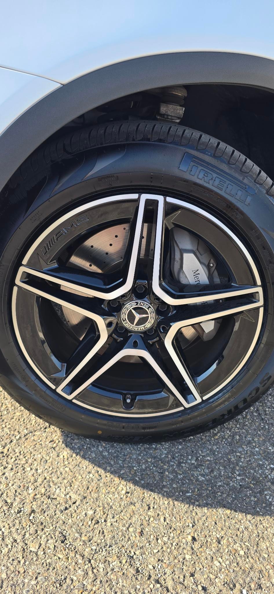 MERCEDES-BENZ GLC 300-image-5