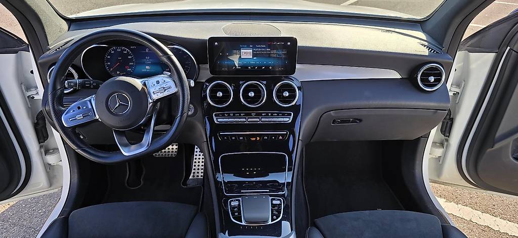 MERCEDES-BENZ GLC 300-image-2