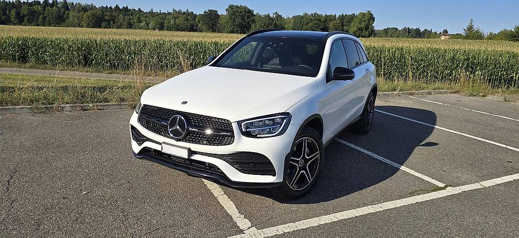 MERCEDES-BENZ GLC 300-image-4