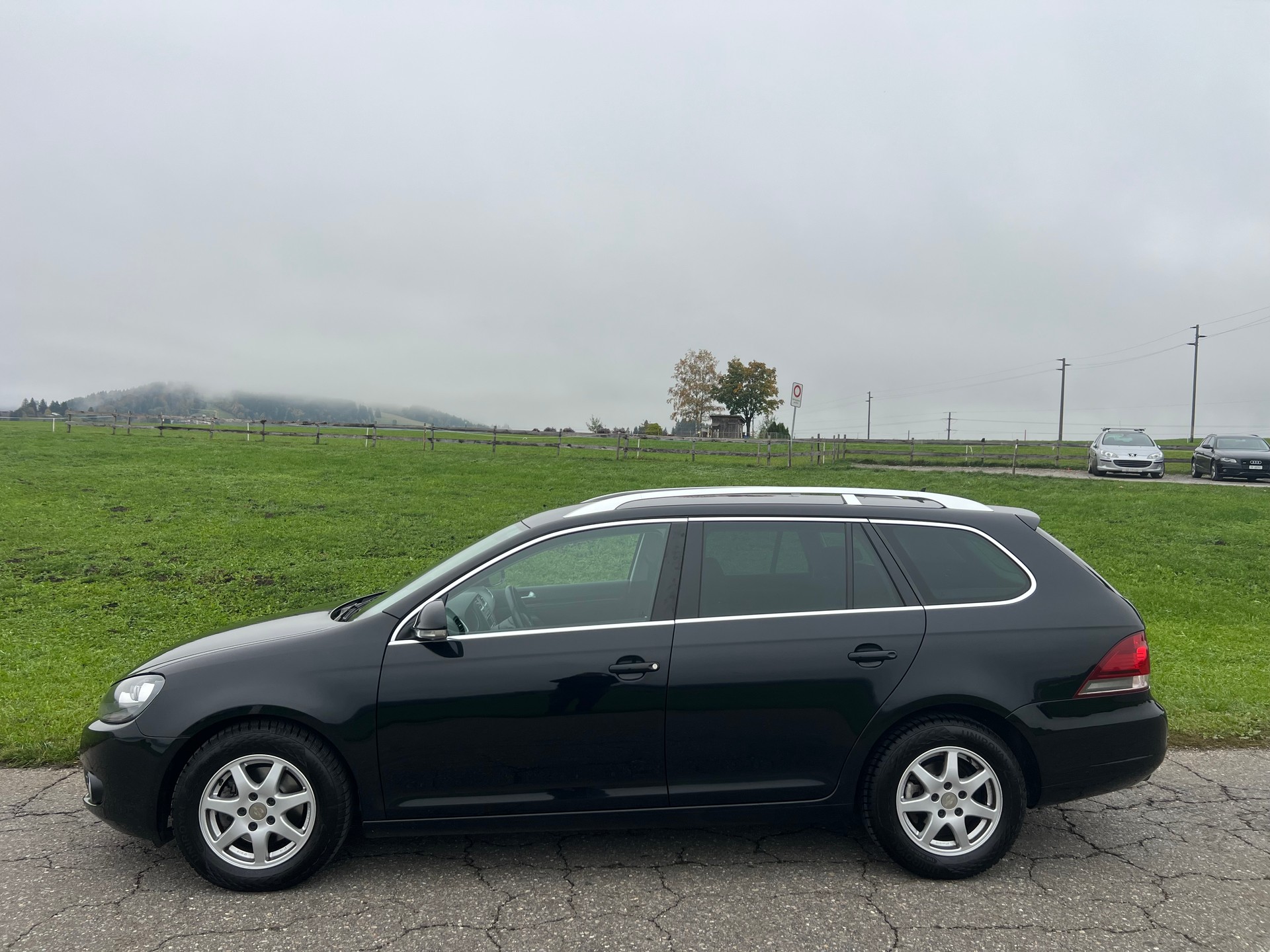 VW Golf Variant 1.4 TSI Comfortline DSG-image-2