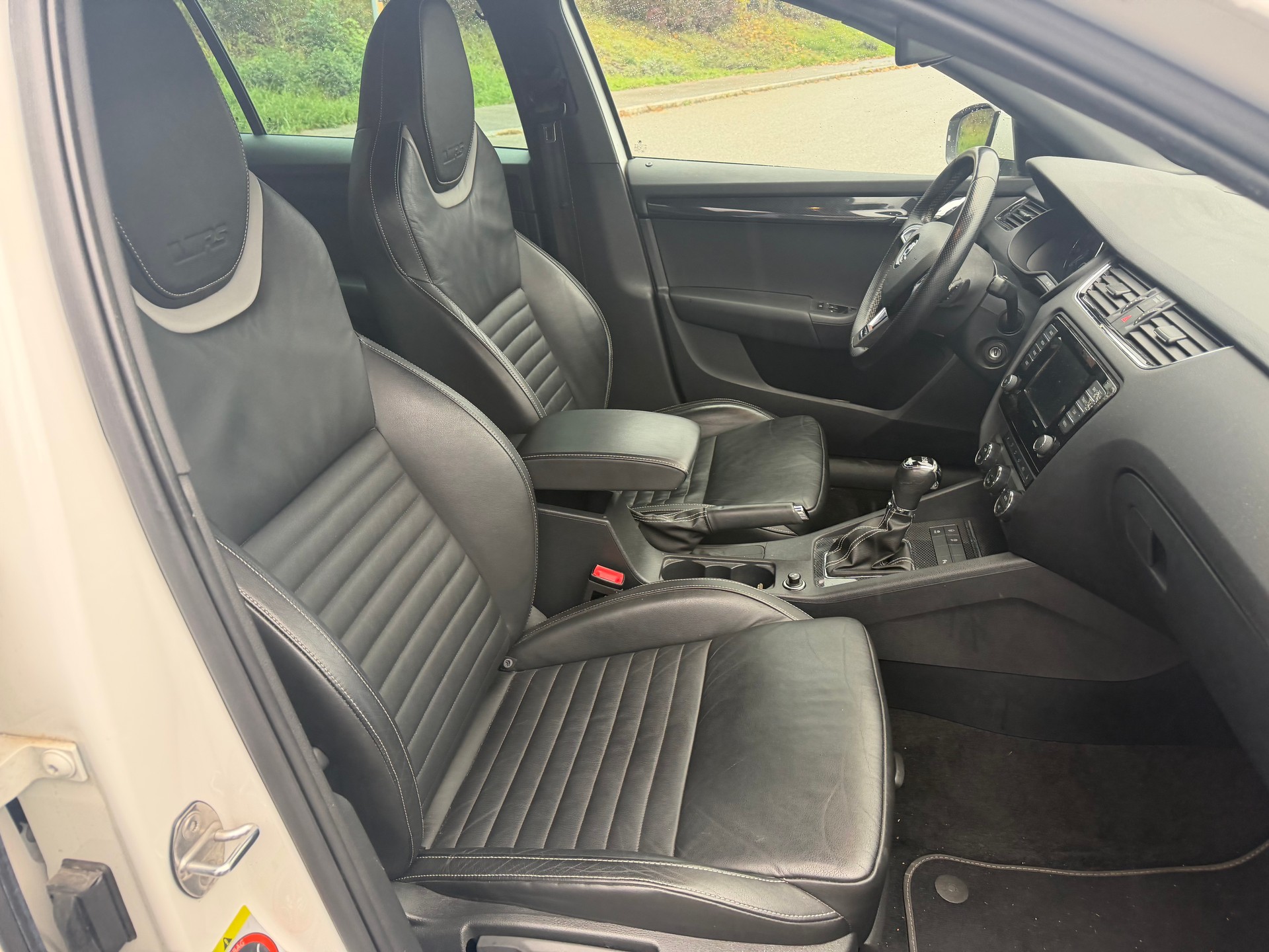 SKODA Octavia 2.0 TSI RS DSG-image-5