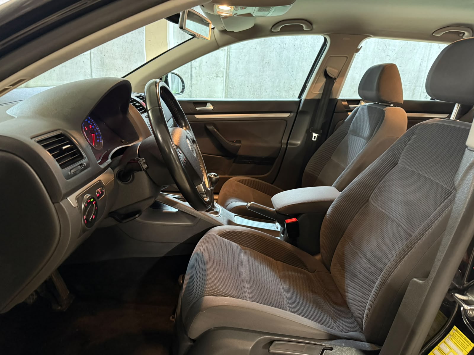 VW Golf Variant 1.4 TSI Trendline-image-11