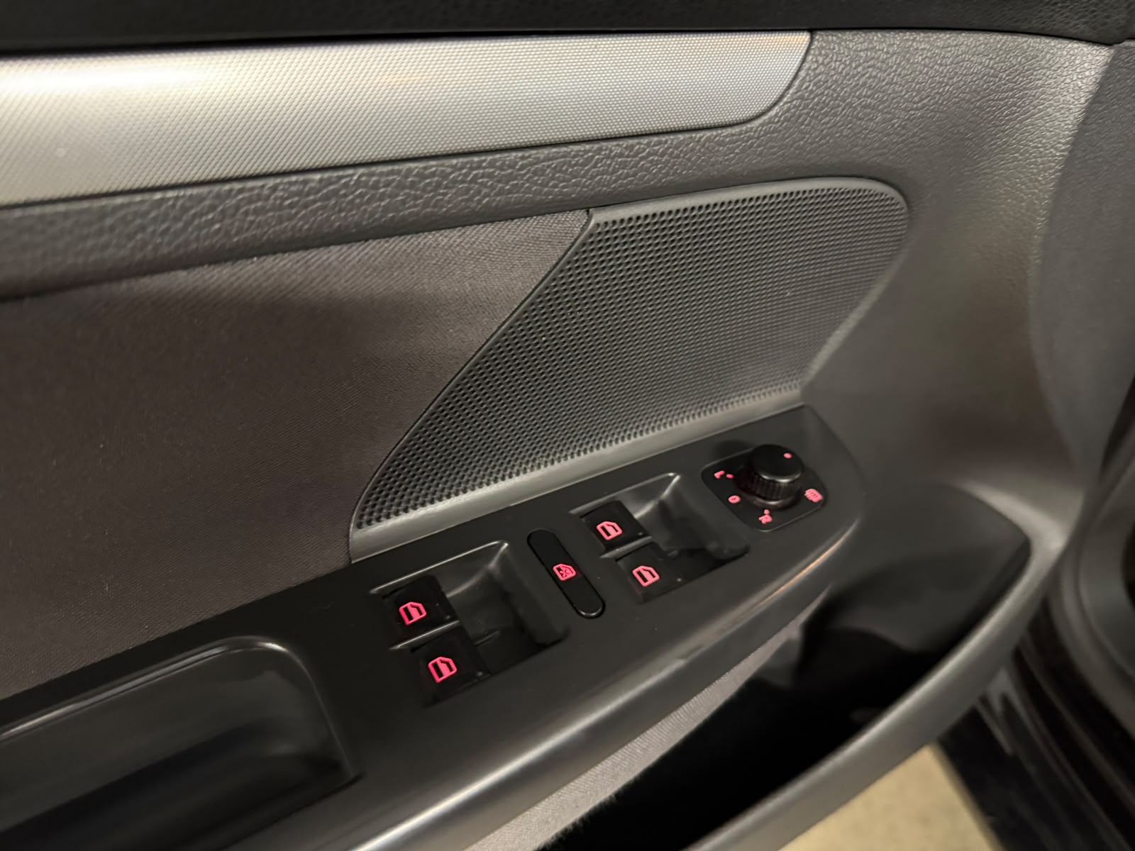 VW Golf Variant 1.4 TSI Trendline-image-7